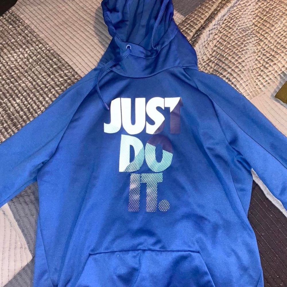 Nike Sweater